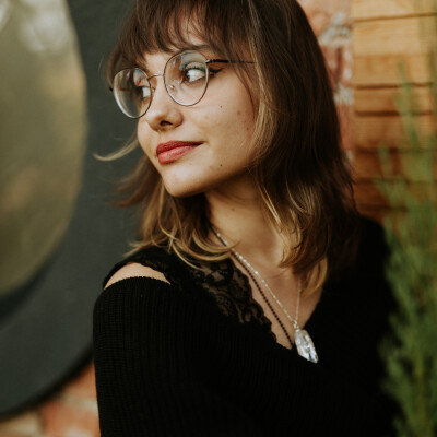 Claudia is looking for a Room / Studio / Apartment / Rental Property in Den Haag