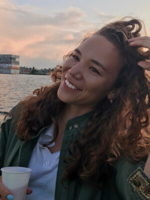 Inez zoekt een Kamer in Den Haag