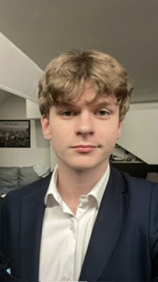 Michel is looking for a Room / Studio in Den Haag
