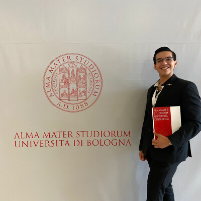 Hector zoekt een Kamer / Studio in Den Haag