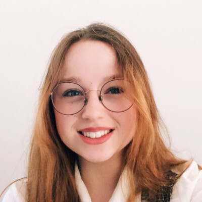 Phoebe is looking for a Room / Studio / Apartment in Den Haag