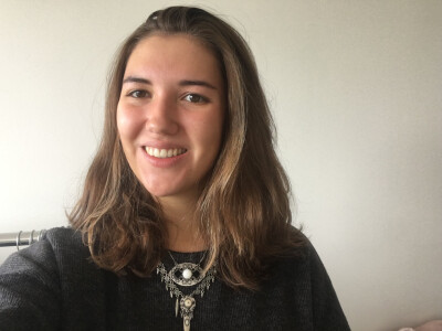 Féline zoekt een Kamer / Studio in Den Haag