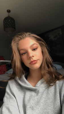 Alyza zoekt een Kamer / Studio / Appartement in Den Haag
