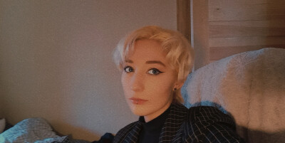 Katrina zoekt een Kamer / Studio in Den Haag
