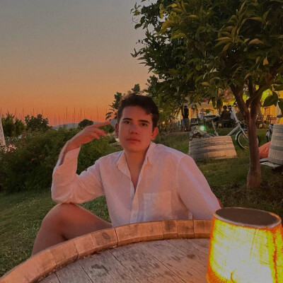 Arda is looking for a Room / Studio / Apartment / Rental Property in Den Haag